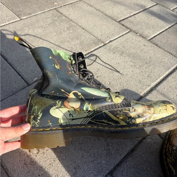 RARE ** Doc Martens Pascal Hell boots from limited Bosch Museum Collection - Picture 8 of 14